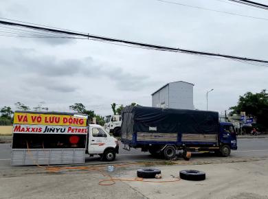 VÁ VỎ LƯU ĐỘNG BÌNH MINH VĨNH LONG