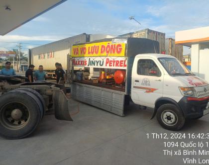 VÁ LỐP XE TẢI TẠI THỊ XÃ BÌNH MINH VĨNH LONG