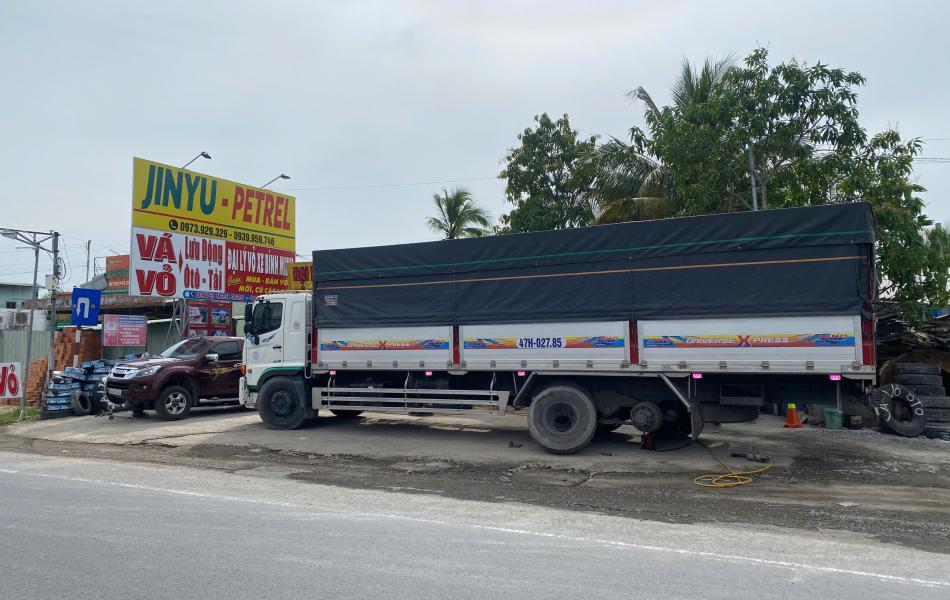 Vá Vỏ Lưu Động Vĩnh Long - Toàn Lốp Vĩnh Long