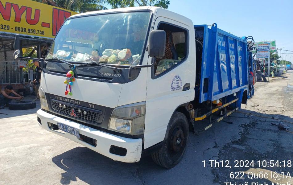 Vá Vỏ Lưu Động Vĩnh Long - Toàn Lốp Vĩnh Long