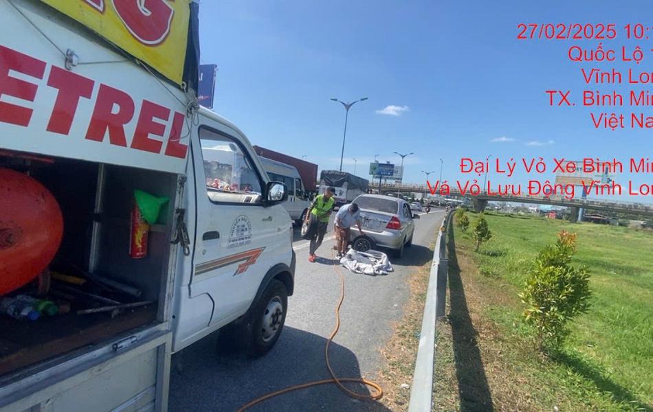 VÁ VỎ XE LƯU ĐỘNG VĨNH LONG