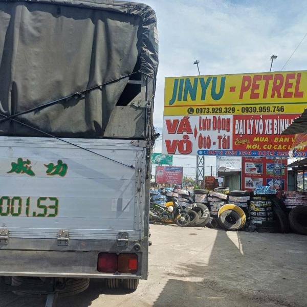 Vá Vỏ Lưu Động Vĩnh Long - Toàn Lốp Vĩnh Long