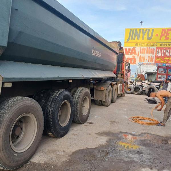 Vá Vỏ Lưu Động Vĩnh Long - Toàn Lốp Vĩnh Long